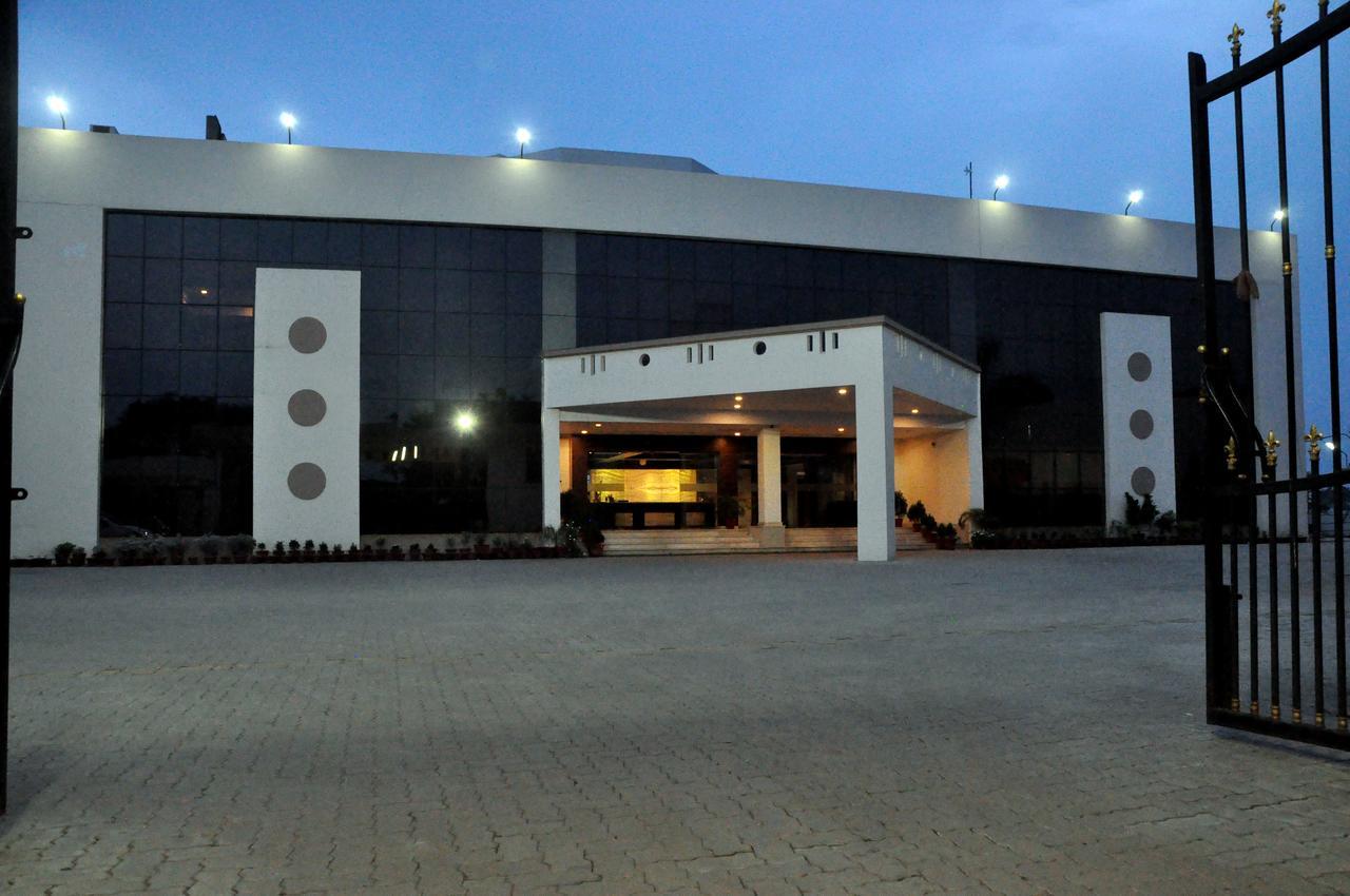 Hotel Suncity Palace Jharsuguda Luaran gambar